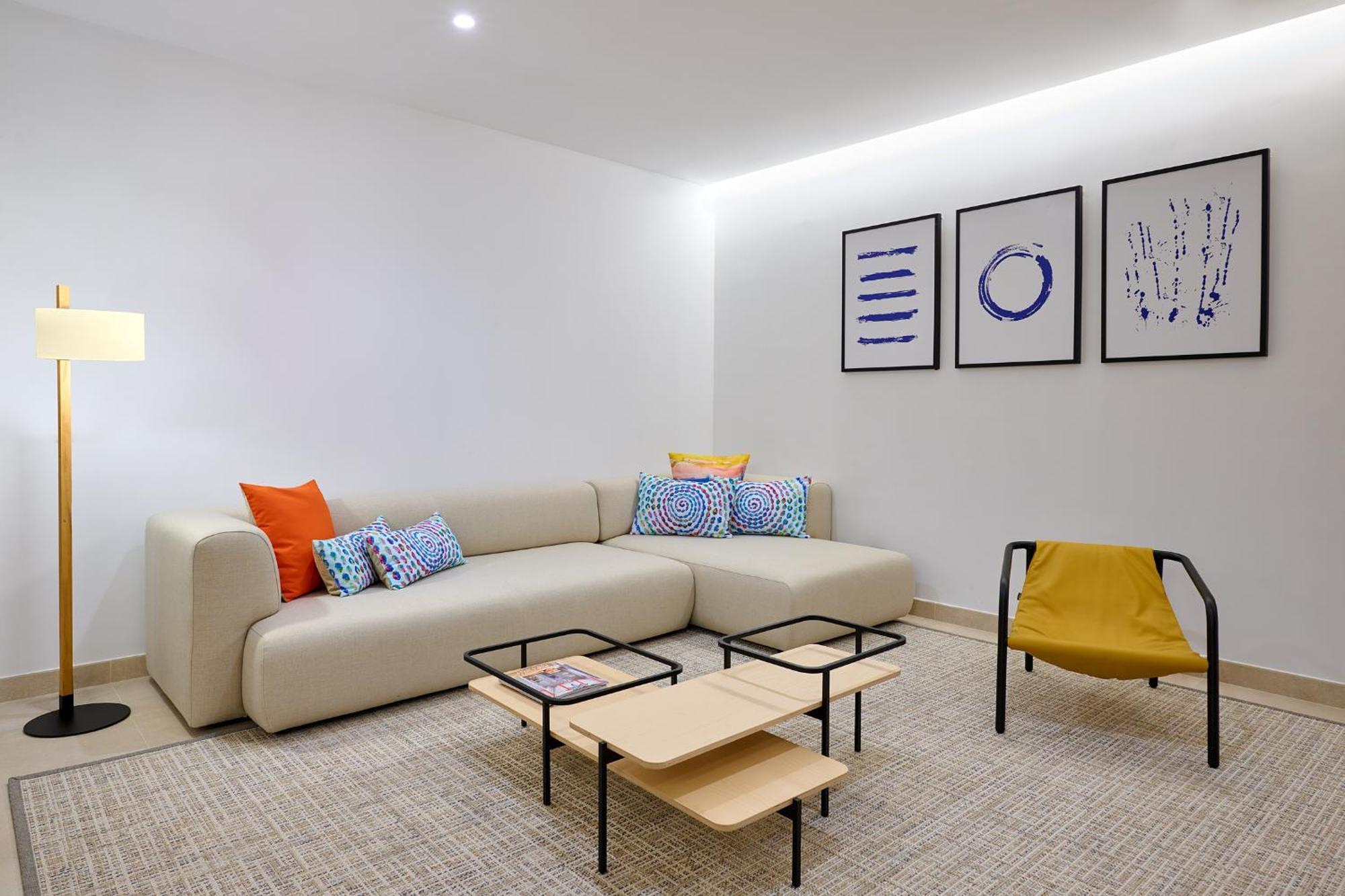 Apartamentos Luna Suites Гранада Екстериор снимка