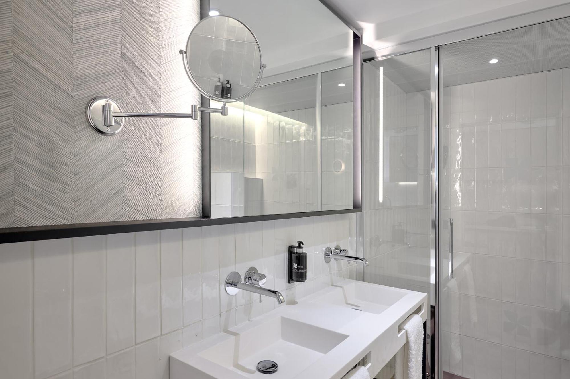 Apartamentos Luna Suites Гранада Екстериор снимка