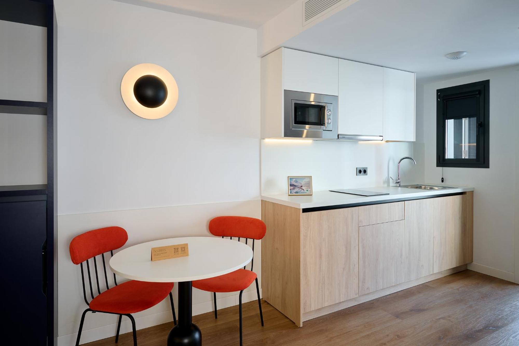 Apartamentos Luna Suites Гранада Екстериор снимка