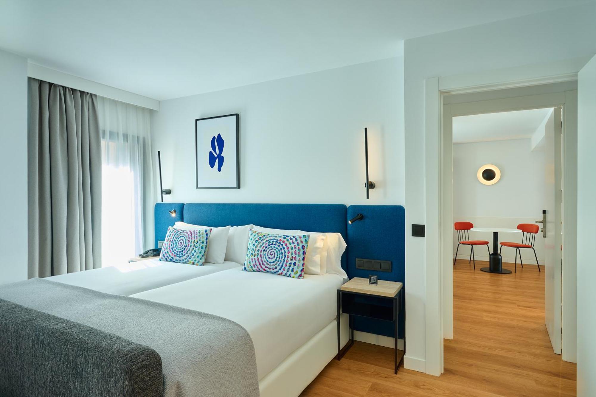 Apartamentos Luna Suites Гранада Екстериор снимка
