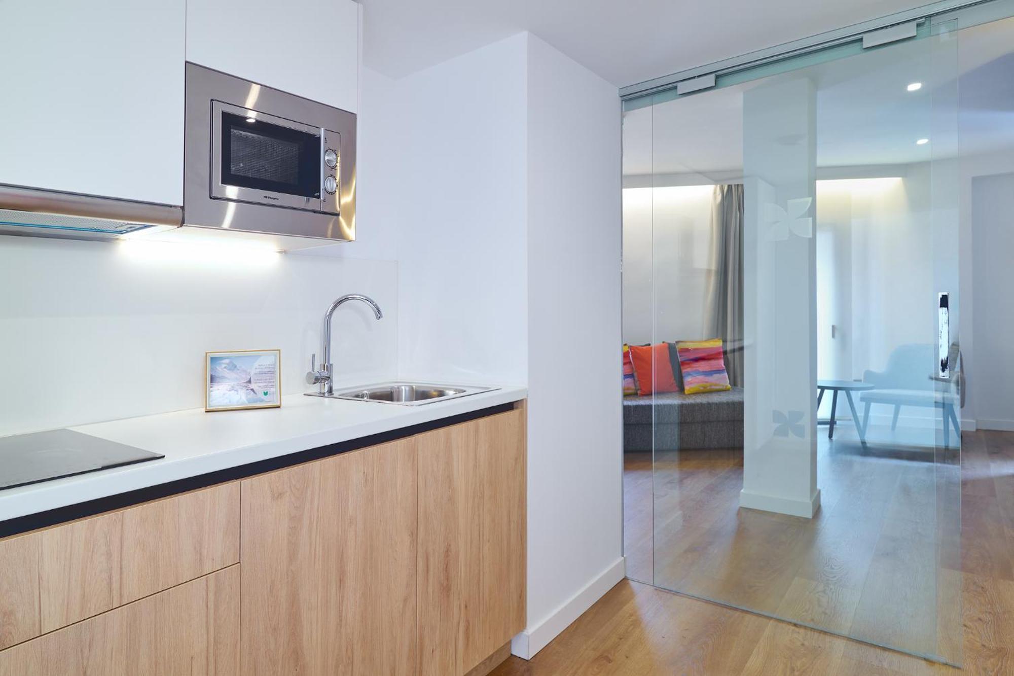 Apartamentos Luna Suites Гранада Екстериор снимка